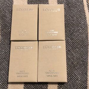L’Occitane 4-Mini Shoe Mitt Cotton Cloths / New Never Used / Authentic / NIB